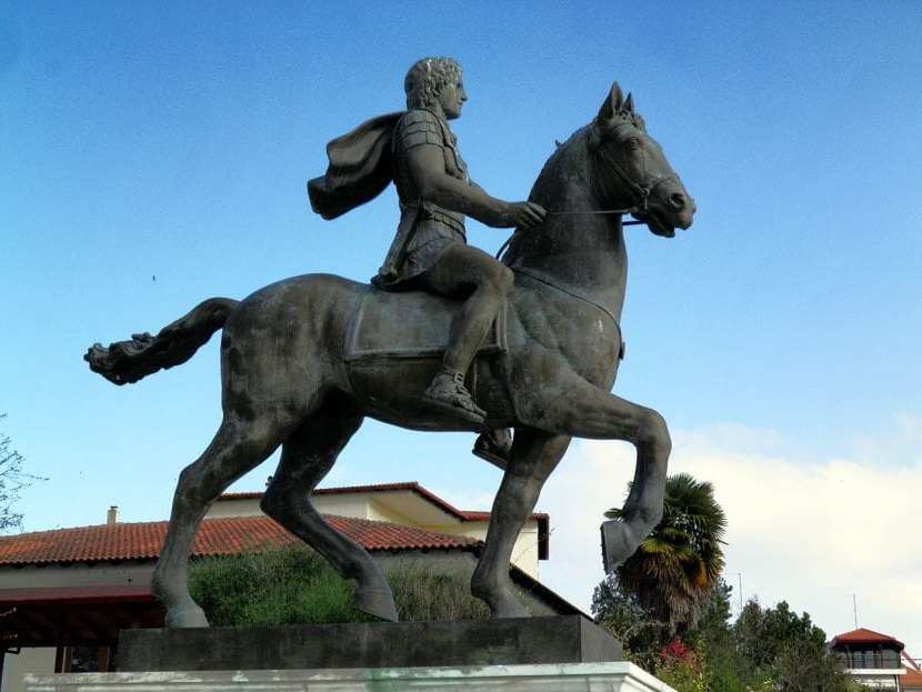 Estado de Alejandro Magno y su caballo Bucfalo.