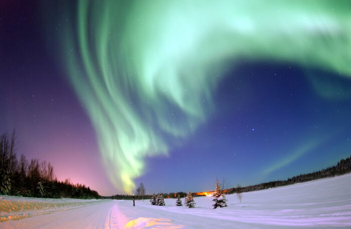 Aurora boreal sobre el lago Bear, en la Base de la Fuerza Area Eielson, Alaska, Estados Unidos