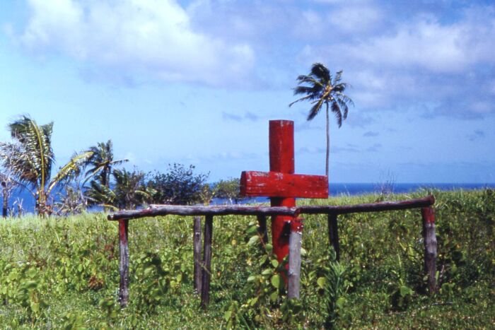 Cruz ceremonial del culto de carga John Frum, isla Tanna, Nuevas Hbridas (ahora Vanuatu), 1967