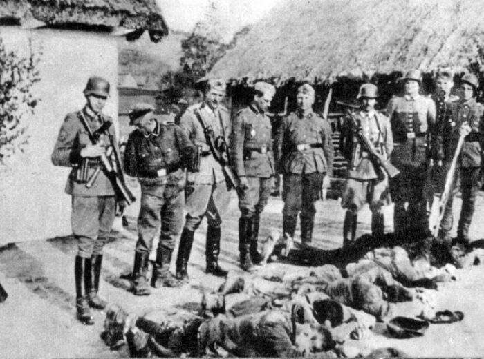 Granjeros polacos asesinados por las fuerzas alemanas, Polonia ocupada por los alemanes, 1943
