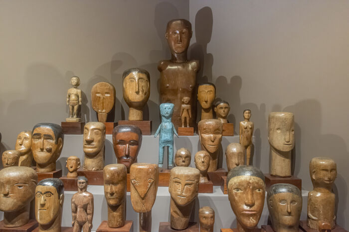 La africanidad se expresa en el arte. Exposicin en el museo de arte del estado de Pernambuco, Brasil.
