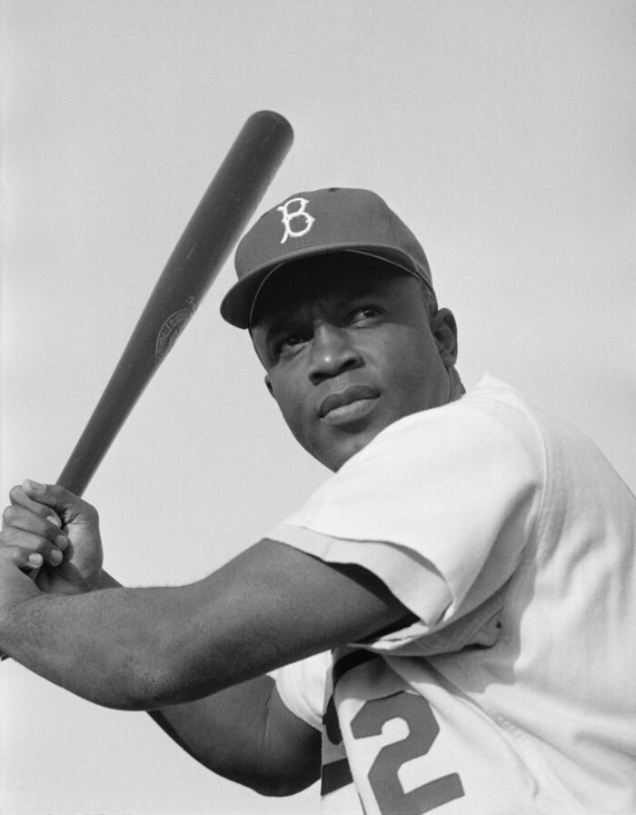 El beisbolista afroamericano de los Brooklyn Dodgers, Jackie Robinson (1919-1972)