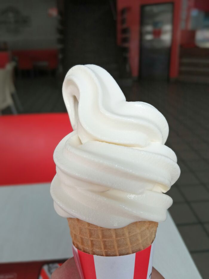 Barquilla con helado