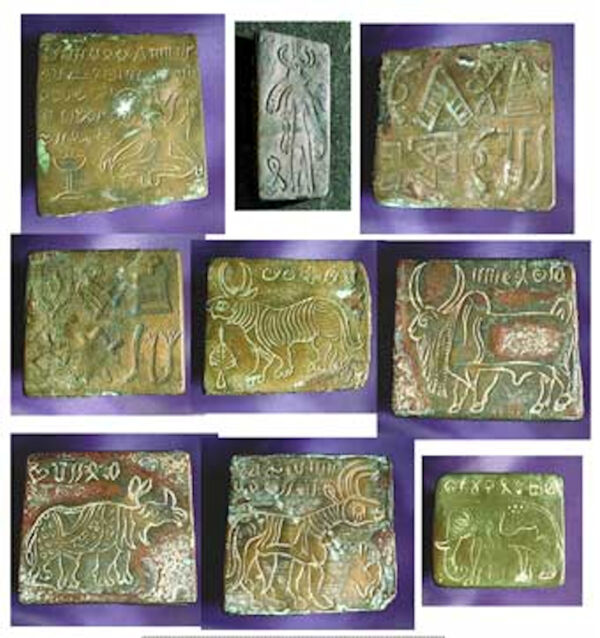 Platos de cobre con inscripciones indias
