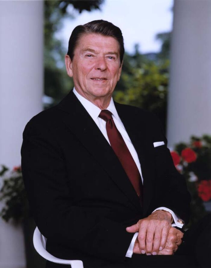 Reagan, presidente de los Estados Unidos, perteneci al Partido Republicano