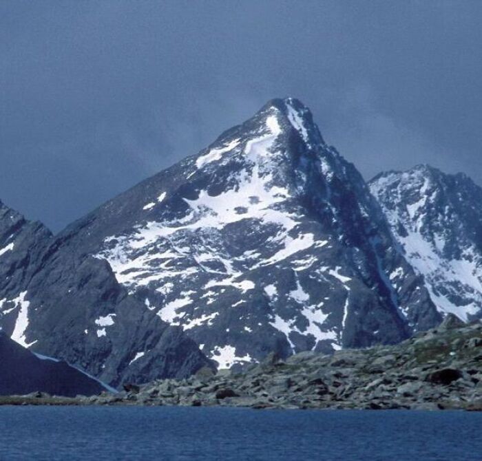 La cspide de un monte