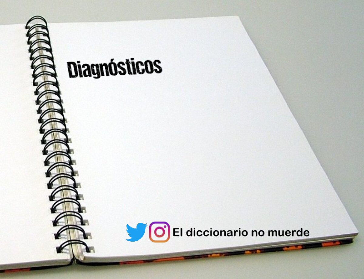 1-Concatenar todos los elementos de un array bidimensional: Escribe un programa que tome un array bidimensional y lo recorra para concatenar todos los elementos en un solo array.
let arrayBidimensional = [[1, 2, 3], [4, 5, 6], [7, 8, 9]];